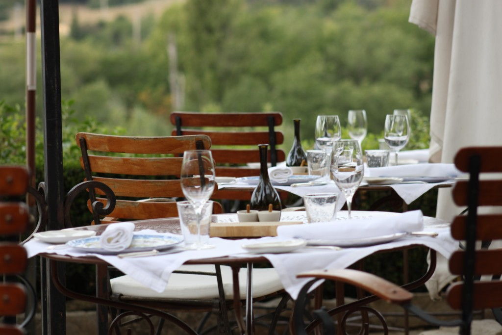Provencal Table #Provence @GingerandNutmeg