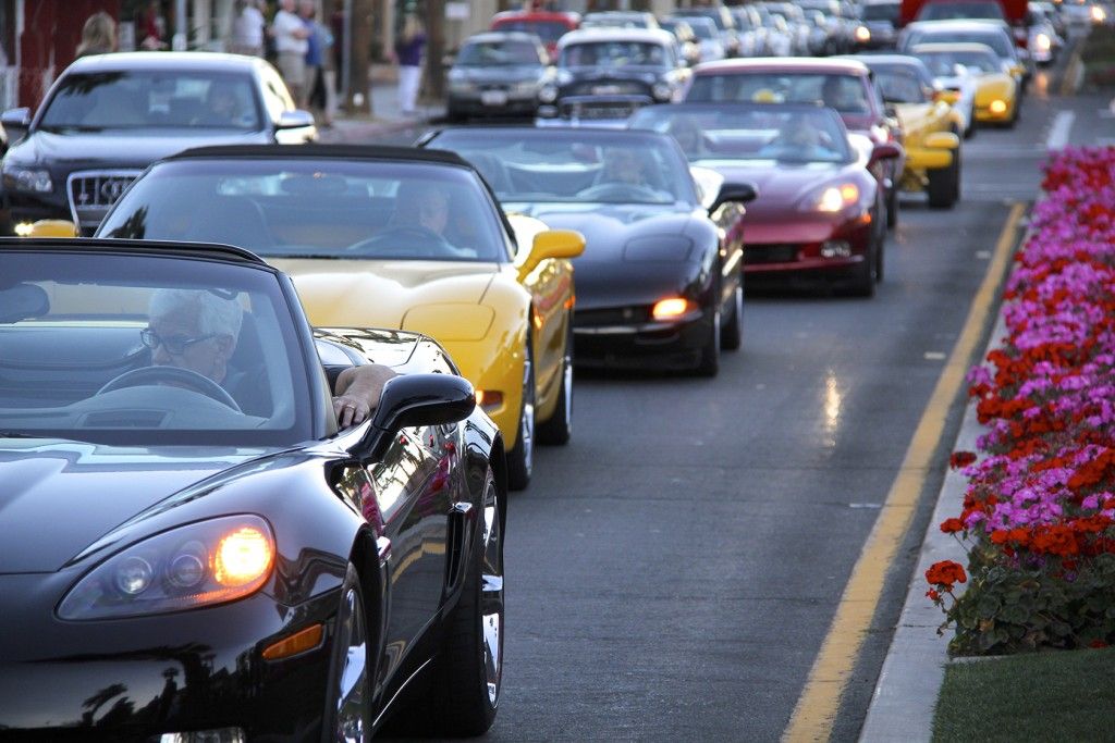 Old School Cars Cruising El Paseo