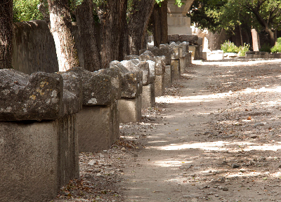 The Allee des Sarcophages @GingerandNutmeg #Provence #Arles #Alyscamps