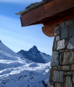 Val D'Isere View #ValdIsere #France @GingerandNutmeg