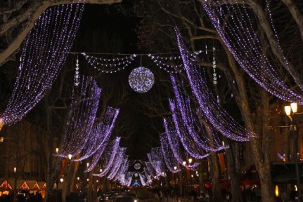 Cour Mirabeau Lights