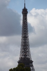 Paris-tour-eiffel