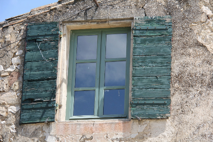 Provencal windows