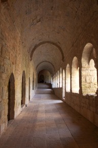 Thoronet Abbey Cloister @GingerandNutmeg