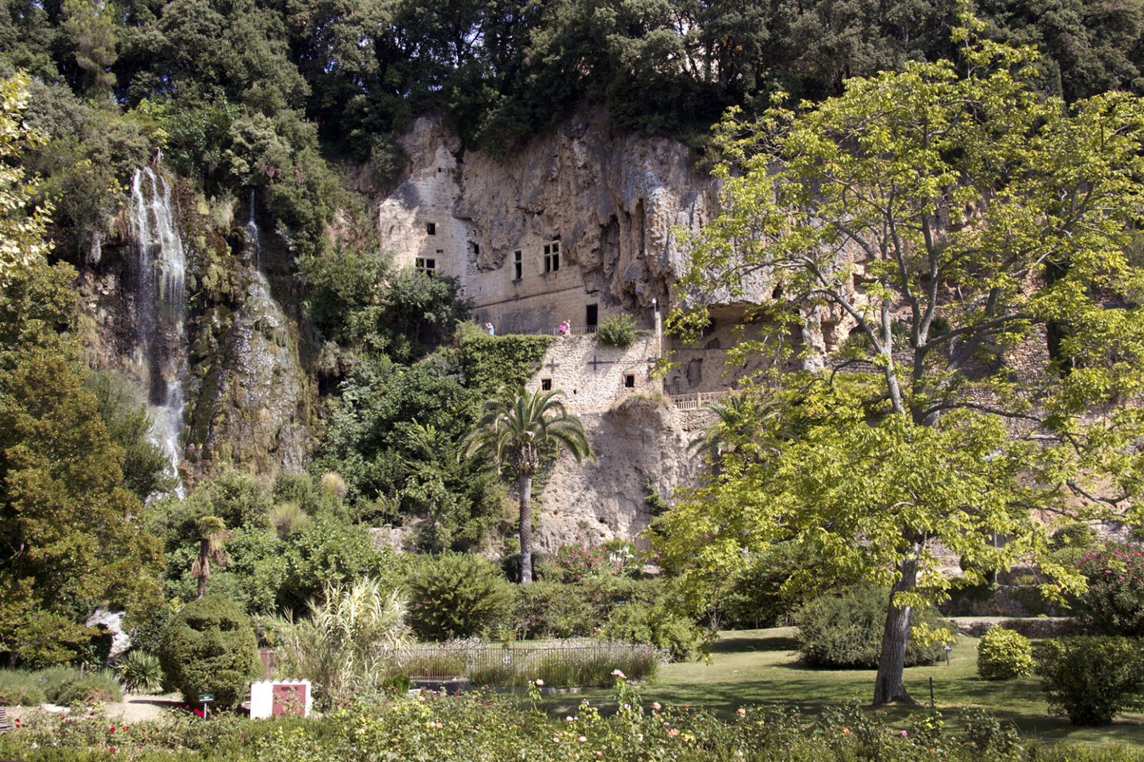 Villecroze Caves #Provence #Grottos #Var @GingerandNutmeg