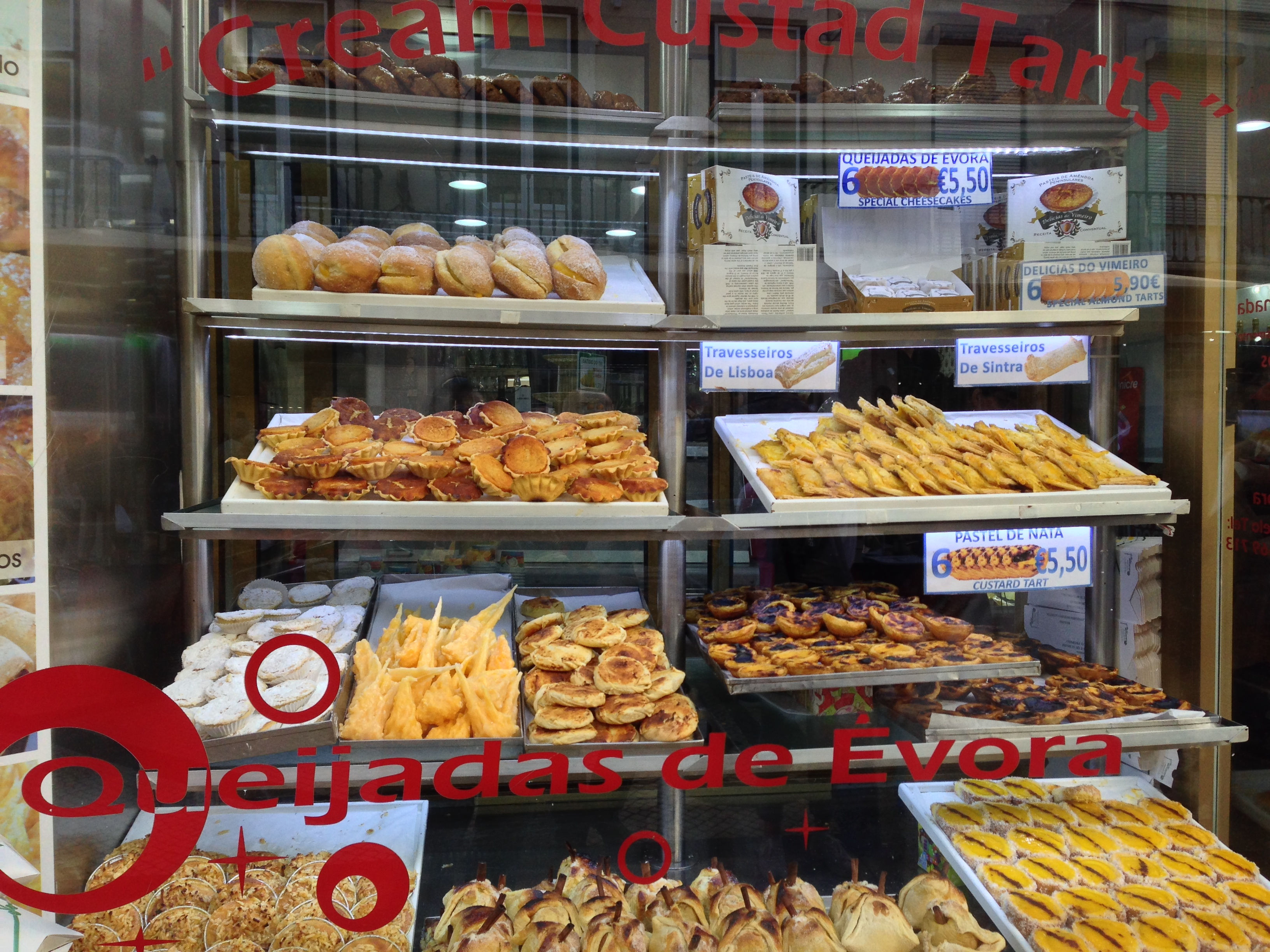 Sweet Treats in Portugal #Portugal #Pastries @GingerandNutmeg