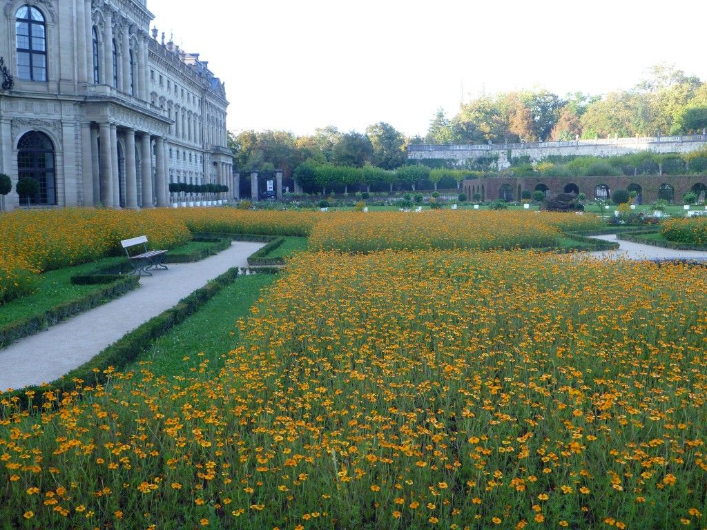 Wurzburg Residence garden #Germany #RomanticRoad @GingerandNutmeg