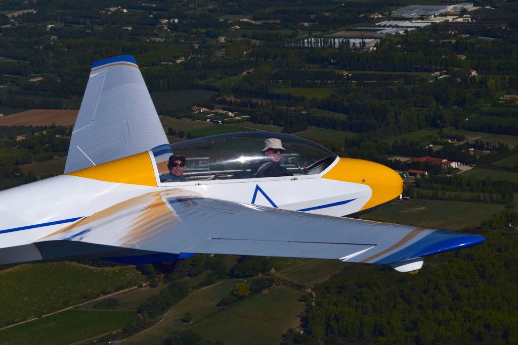 Gliding Aeroclub des Alpilles #StRemy #Alpilles #Provence by Alex Martinez