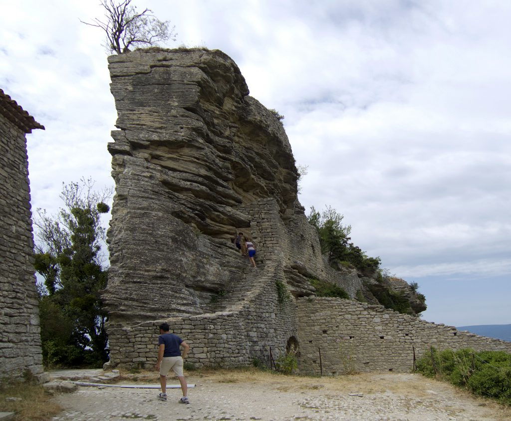 Luberon Village Scenes #BlissFr @BlissinFrance